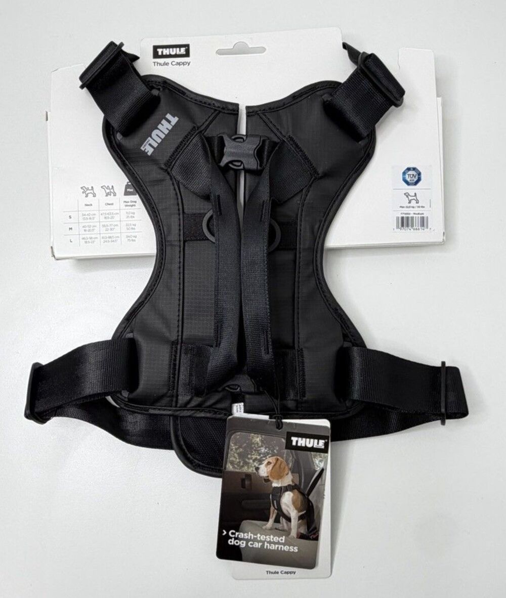 Black Dog Car Safety Harness Medium 22-30 in Chest Seatbelt Travel Harness